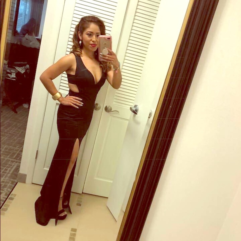 Black long dress